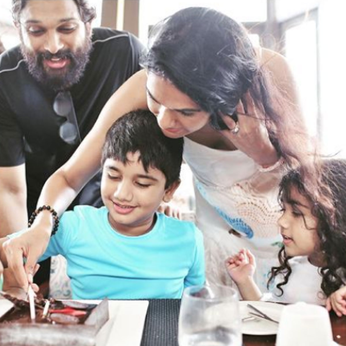 Allu Arjun pens special birthday note for his ‘sweetest baby’ Allu Ayaan; Gives a glimpse of the celebration