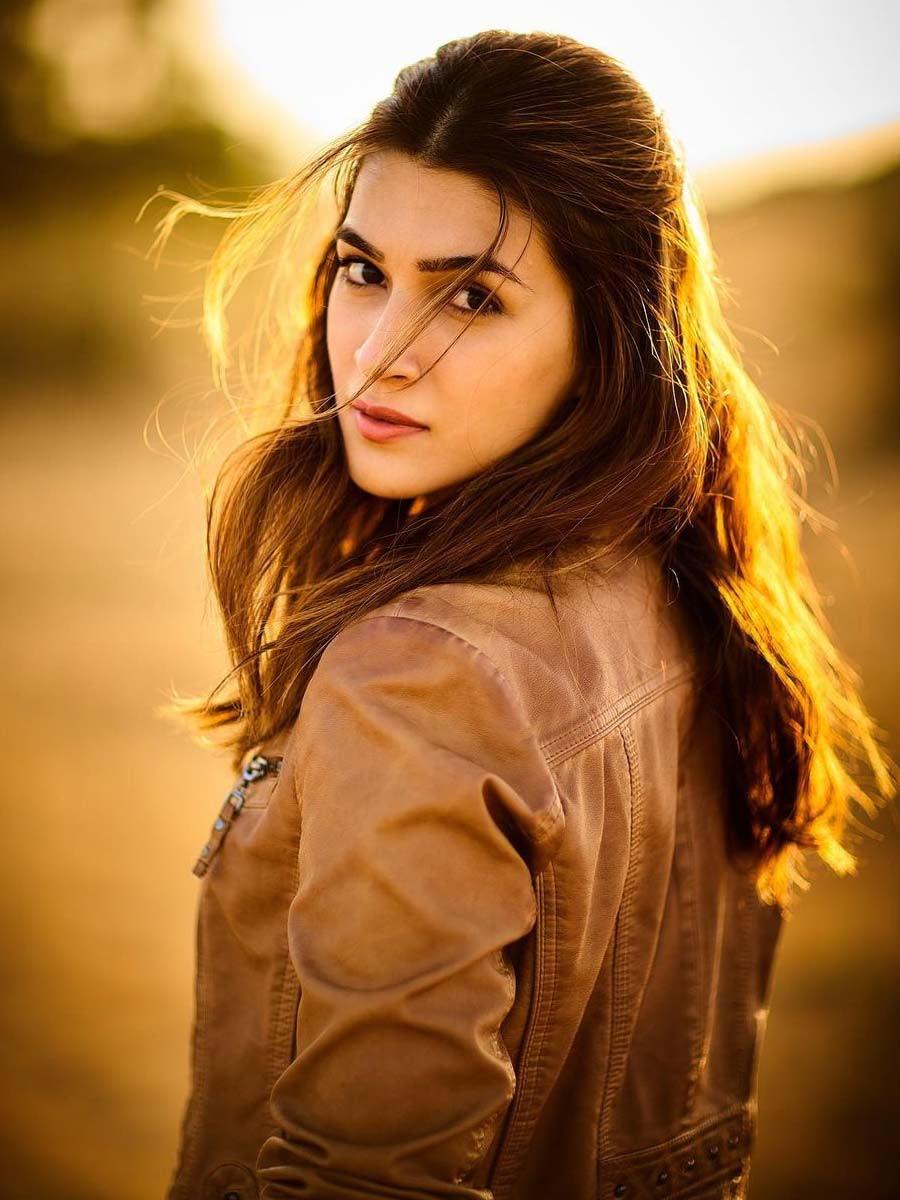 Kriti Sanon expresses her fear to attempt action sequences opposite Tiger Shroff in Ganpath