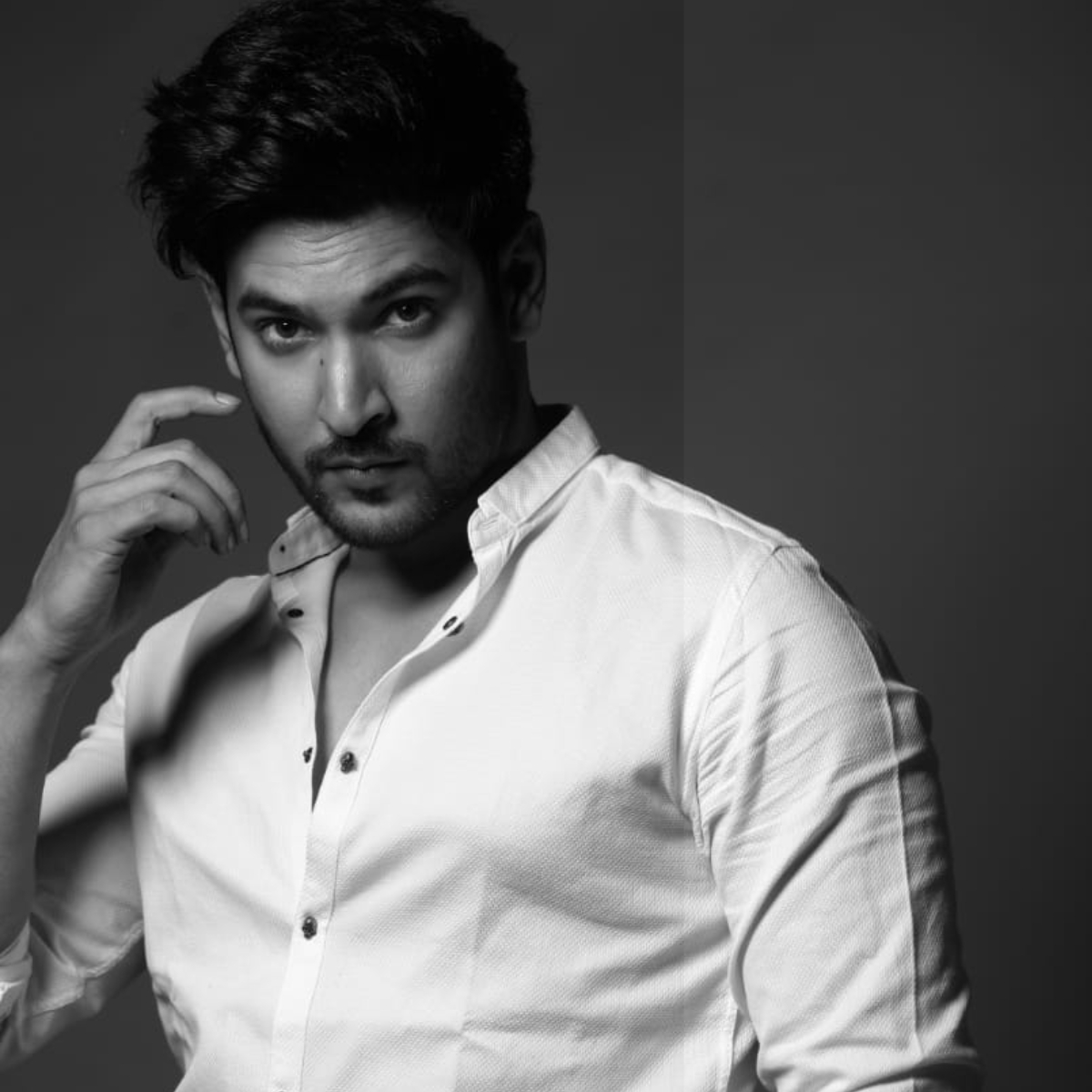 Shivin narang debut goodbye amitabh bachchan, rashmika